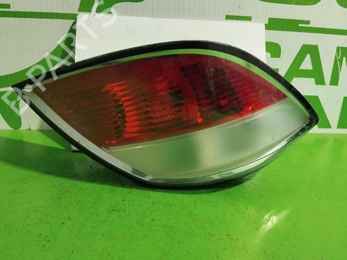 Used Left taillight OPEL ASTRA H Saloon (A04) 1.4 (L69) (90 hp) 31545594