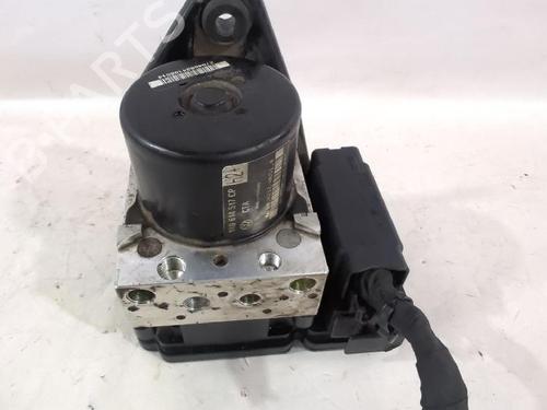 Used ABS pump ABS pump VW GOLF VI Variant (AJ5) 1.6 TDI (105 hp) 33747235 33747235