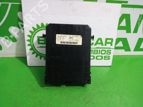 Used Fuse box Fuse box PEUGEOT 307 Break (3E) 1.6 16V (109 hp) 31546704 31546704