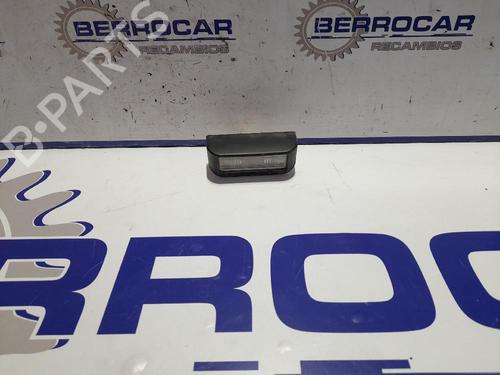 licence-plate-light-peugeot-expert-van-v_-2016-31570785 main image