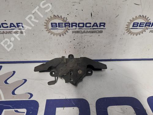 Used Hood lock TOYOTA COROLLA Estate (_E12_) 1.4 D4-D (NDE120_, NDE120R) (90 hp) 31570516