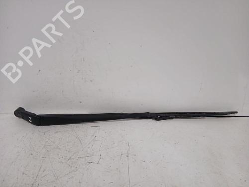 Used Front windshield wiper arm Front windshield wiper arm 33734998 33734998