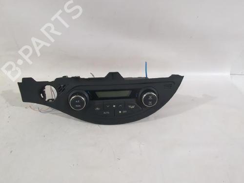 Used Climate control Climate control TOYOTA YARIS (_P13_) 1.5 (NSP131_) (112 hp) 33747232 33747232