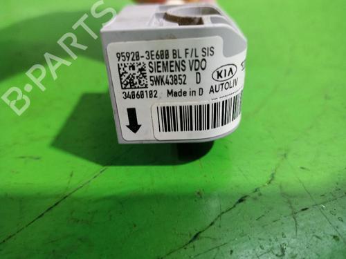 Electronic sensor KIA SORENTO I (JC) 2.5 CRDi | BP31551622M84 - Image 3