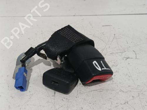 Used Seat buckle Seat buckle TOYOTA YARIS (_P13_) 1.5 (NSP131_) (112 hp) 33747128 33747128