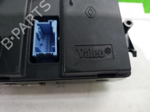 Climate control RENAULT SCÉNIC II (JM0/1_) | BP31674136I5