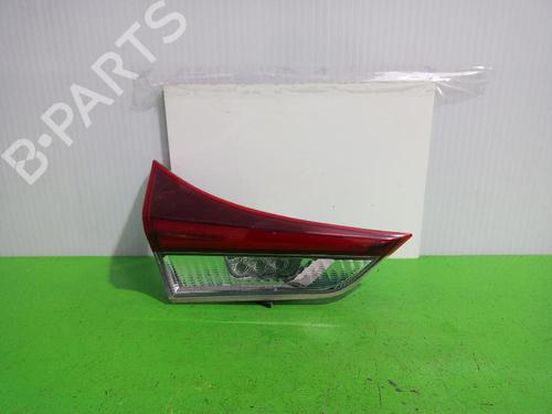 Venstre baglygte bagklap TOYOTA AURIS (_E18_) 1.8 Hybrid (ZWE186_, ZWE186R) (136 hp) 31554523