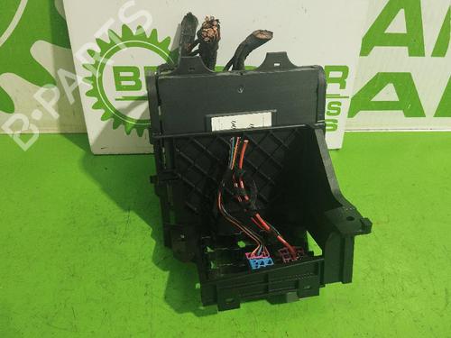 Used Fuse box Fuse box SEAT ALTEA XL (5P5, 5P8) 1.9 TDI (105 hp) 31546469 31546469