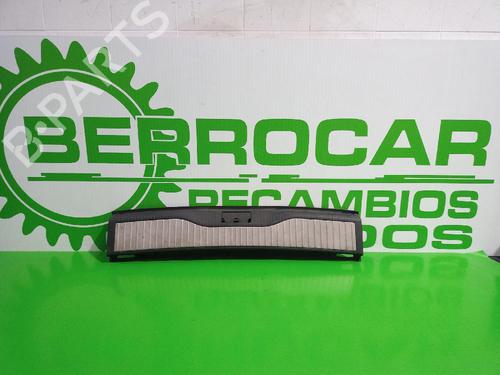 Used Boot lining Boot lining OPEL ZAFIRA / ZAFIRA FAMILY B (A05) 1.9 CDTI (M75) (100 hp) 31543052 31543052