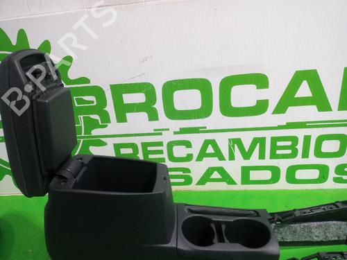 Armrest / Center console TOYOTA AURIS (_E18_) 1.2 (NRE185_, NRE185R) | BP31547840I20 - Image 2