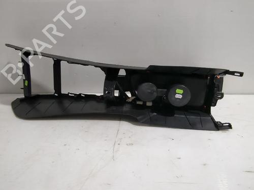 Middle console TOYOTA YARIS (_P21_, _PA1_, _PH1_) 1.5 Hybrid (MXPH11) | BP31567086I22 - Image 3