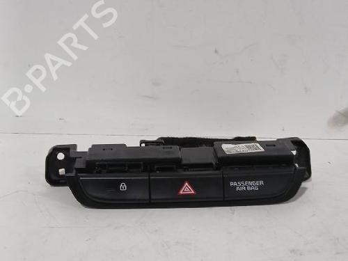 Used Warning switch KIA CEED (CD) 1.0 T-GDI (120 hp) 31568021