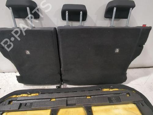 Rear seat TOYOTA COROLLA Hatchback (_E21_, _EA1_, _EH1_) 1.8 VVTi Hybrid (ZWE219) | BP31567717C17 