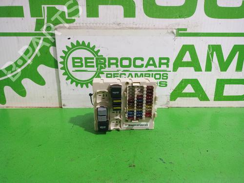 Used Fuse box Fuse box FORD FOCUS I (DAW, DBW) 1.8 TDCi (100 hp) 31552173 31552173