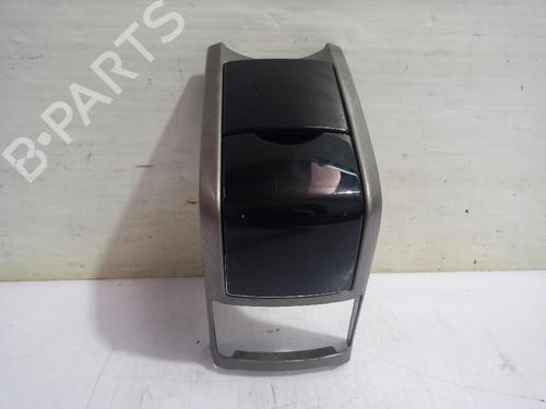 Portavasos/Objetos TOYOTA PRIUS Liftback (_W2_) 1.5 Hybrid (NHW20_, NHW20R) (112 hp) 31562105