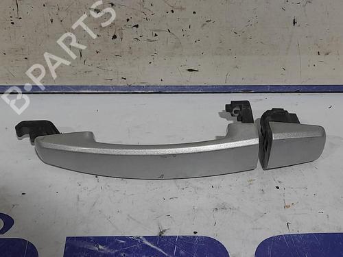 Used Front right exterior door handle Front right exterior door handle 31540071 31540071