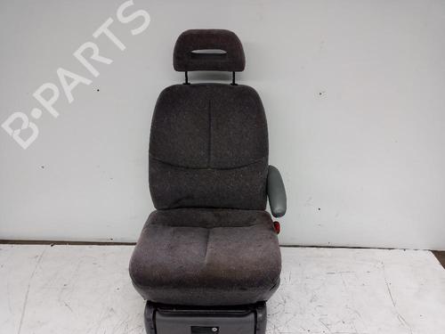 Used Right front seat CHRYSLER VOYAGER / GRAND VOYAGER III (GS_, NS_) 2.5 TD (116 hp) 31557667