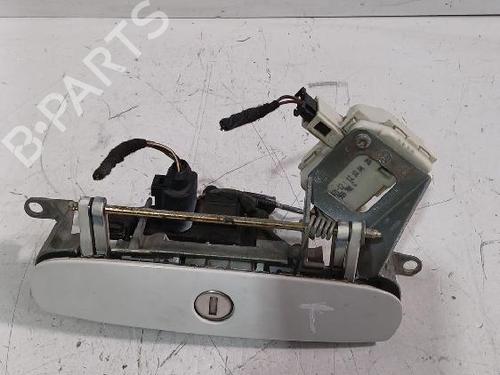 Tailgate handle VW POLO IV Saloon (9N2, 9N4) 1.9 TDI | BP32464151C132