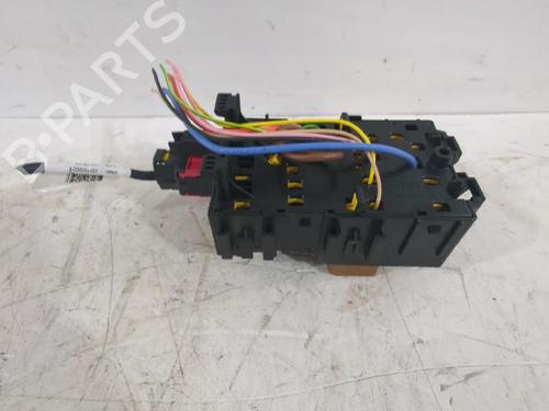 Used Fuse box PEUGEOT RIFTER 1.5 BlueHDi 100 (102 hp) 31564538