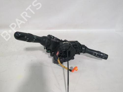 Used Switch Switch TOYOTA YARIS (_P13_) 1.5 (NSP131_) (112 hp) 33747340 33747340