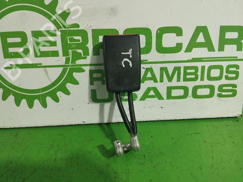 Used Seat buckle VW PASSAT B5.5 (3B3) 1.6 (102 hp) 31545774