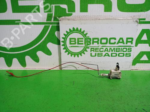 Brændstofdæksel aktuator AUDI A4 B6 (8E2) 2.5 TDI (163 hp) 31553217