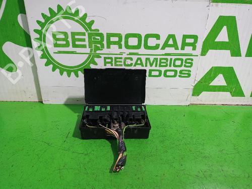 Used Fuse box Fuse box CITROËN C5 II (RC_) 1.6 HDi (RC8HZB) (109 hp) 33810435 33810435