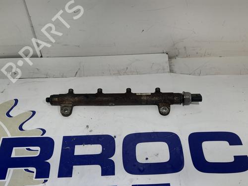 Used Injection rail Injection rail 38860296 38860296