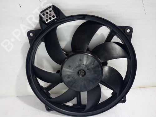 Radiator fan RENAULT MEGANE IV Saloon 1.3 TCe 115 (LVN9) | BP31558181M35