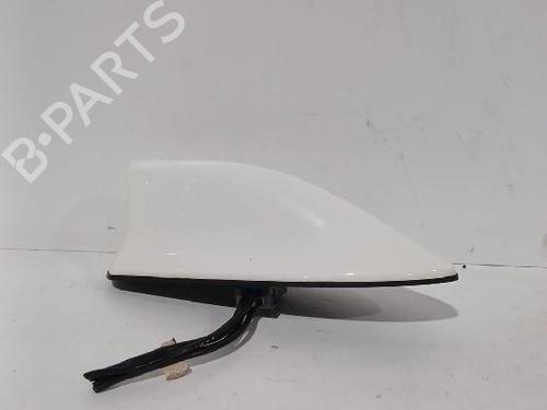 Used Antenna/Base Antenna/Base TOYOTA COROLLA Hatchback (_E21_, _EA1_, _EH1_) 1.8 VVTi Hybrid (ZWE219) (140 hp) 31567740 31567740