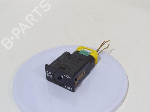 Switch VW GOLF V (1K1) 1.9 TDI | BP38794784I30 - Image 5
