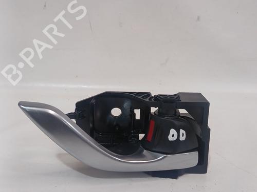 Used Front right interior door handle Front right interior door handle 38866746 38866746