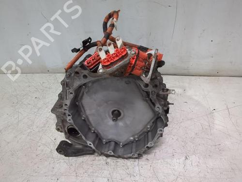 Used Gearbox Gearbox TOYOTA YARIS (_P13_) 1.5 (NSP131_) (112 hp) 33747408 33747408
