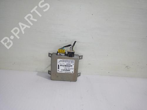 Used ECU airbags ECU airbags CHRYSLER VOYAGER / GRAND VOYAGER III (GS_, NS_) 2.5 TD (116 hp) 31557738 31557738