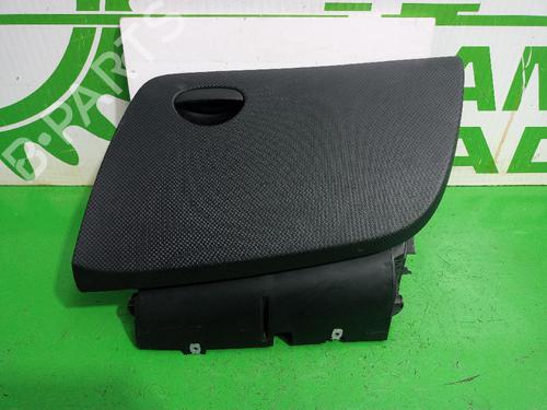 Handskerum SEAT ALTEA XL (5P5, 5P8) 1.6 TDI (105 hp) 31549035