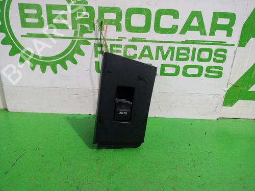 Right rear window switch TOYOTA AURIS (_E18_) 1.8 Hybrid (ZWE186_, ZWE186R) | BP31554376I28