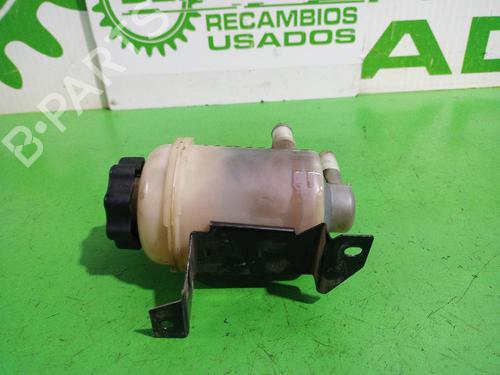 Power steering reservoir LAND ROVER FREELANDER I Soft Top (L314) 2.0 TD4 4x4 | BP31552682M117 
