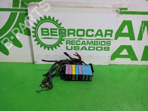 fuse-box-opel-zafira-a-mpv-t98-1999-2000-2001-2002-2003-2004-2005-2006-31552842 main image