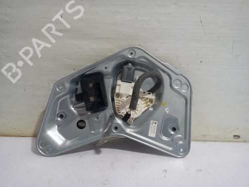 Used Rear left window mechanism Rear left window mechanism SKODA YETI (5L) 1.2 TSI (105 hp) 31560580 31560580