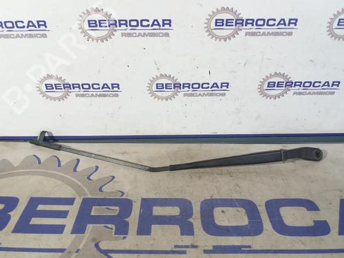 Used Front windshield wiper arm Front windshield wiper arm MAZDA 3 Saloon (BK) 1.6 (BK12) (105 hp) 31569530 31569530