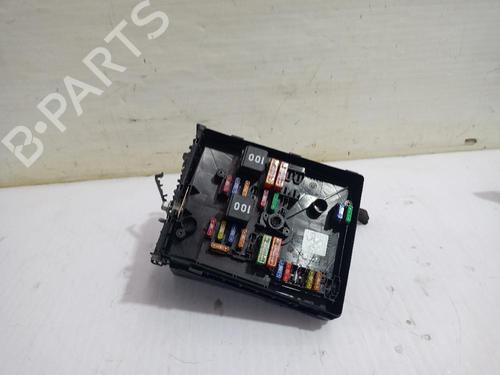 Used Fuse box Fuse box SKODA YETI (5L) 1.2 TSI (105 hp) 31560644 31560644