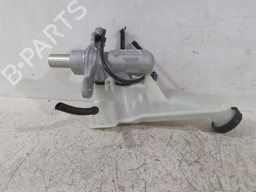 Used Brake master cylinder Brake master cylinder MERCEDES-BENZ B-CLASS Sports Tourer (W246, W242) B 180 CDI / d (246.212) (109 hp) 31567531 31567531