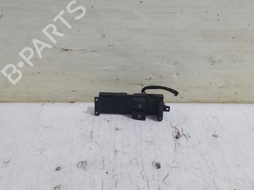 Used Left front window switch SEAT LEON (1M1) 1.4 16V (75 hp) 31561640
