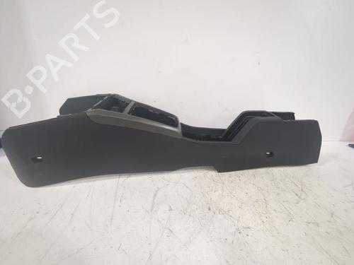 Used Middle console OPEL ASTRA H (A04) 1.7 CDTI (L48) (100 hp) 31565429