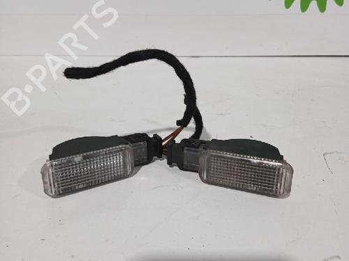 licence-plate-light-seat-alhambra-7v8-7v9-1996-1997-1998-1999-2000-2001-2002-2003-2004-2005-2006-2007-2008-2009-2010-32463147 main image