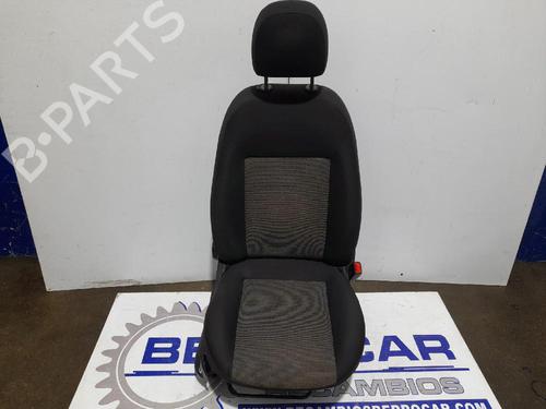 Used Right front seat FIAT DOBLO Cargo (263_) 1.3 D Multijet (263WXU1A, 263ZXU1A, 263WYB1A, 263ZYB1A) (95 hp) 31541702