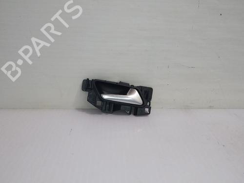 Used Rear right interior door handle Rear right interior door handle 31558021 31558021