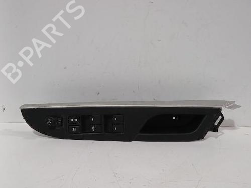 Used Left front window switch SUZUKI SX4 S-Cross (JY) 1.4 T AllGrip (AKK414) (140 hp) 31567755