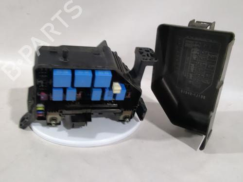 Used Fuse box Fuse box 38864369 38864369