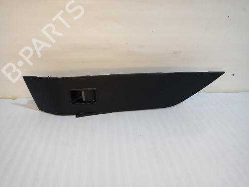 mando-elevalunas-trasera-derecho-jaguar-e-pace-x540-2017-31554723 main image